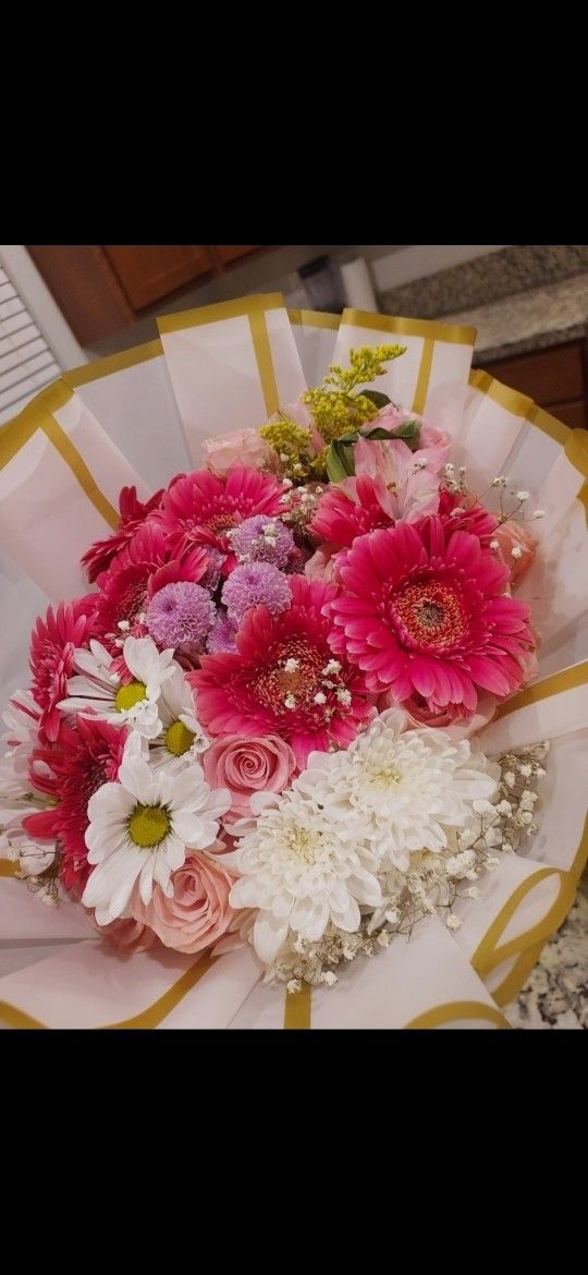 Mixed Flower Bouquet - Fresh Gerbera, Roses, Daisies & More | Custom Colors & Wrapping
