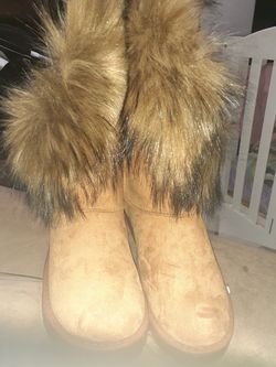 Faux fur boots -Brand New-