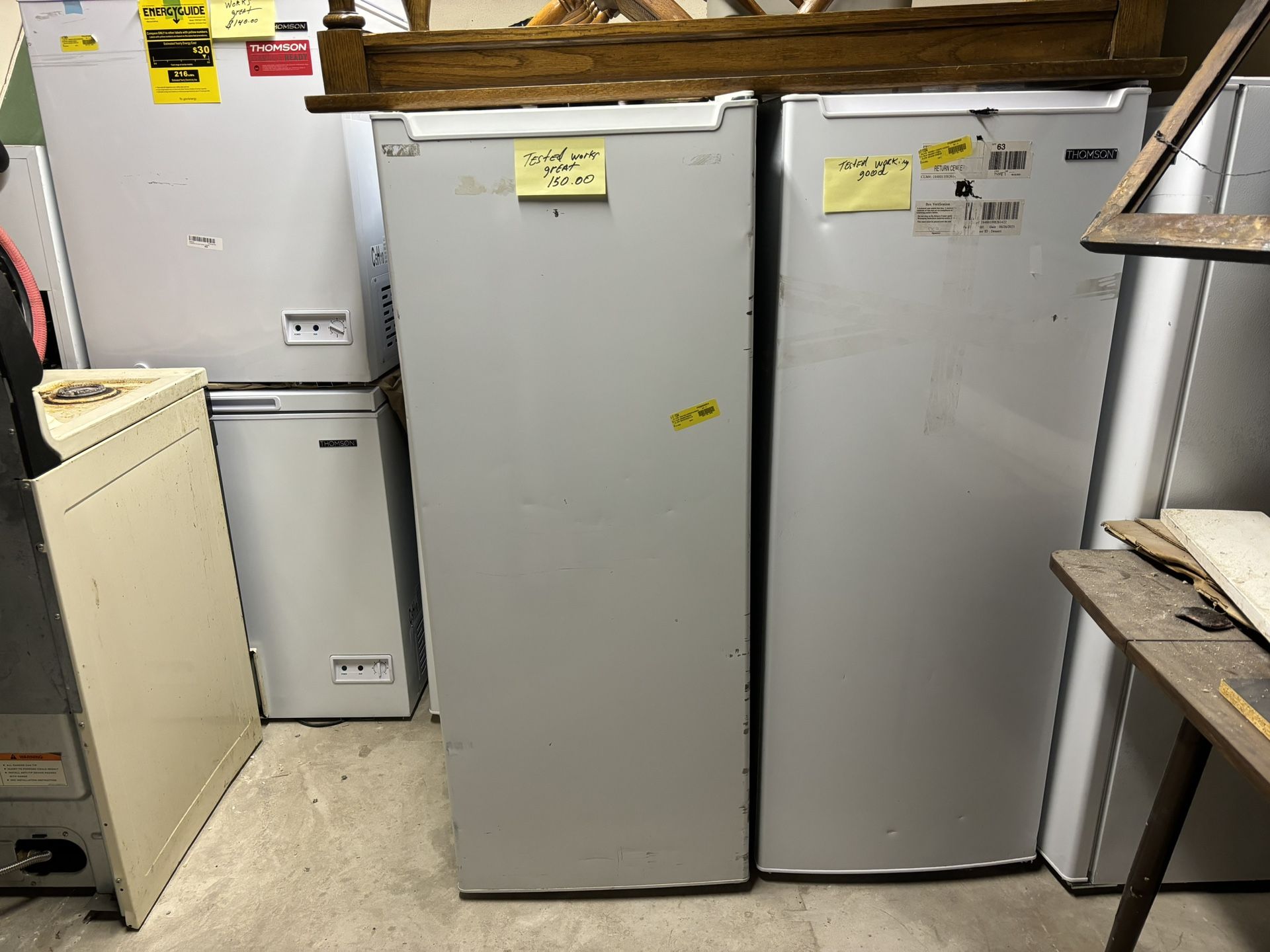7.5 ft.³ Thompson new upright freezers so I’m having a dent or maybe a scratch or two but all are new all been tested works great $25 delivery Milwaee