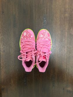 Nike basketball shoes