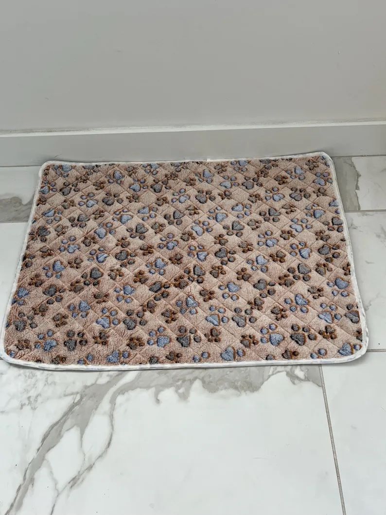 Handmade Breathable Machine Washable Quilted Cat/Dog/Rabbit Pet Bed Liner Mat - 27x20 inches 