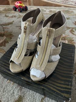 Lady’s Shoes