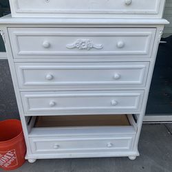 5 Drawer Dresser