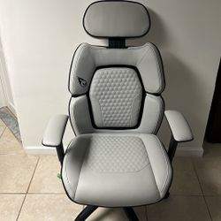Gaming Chair  Local Pickup Only No Trades 