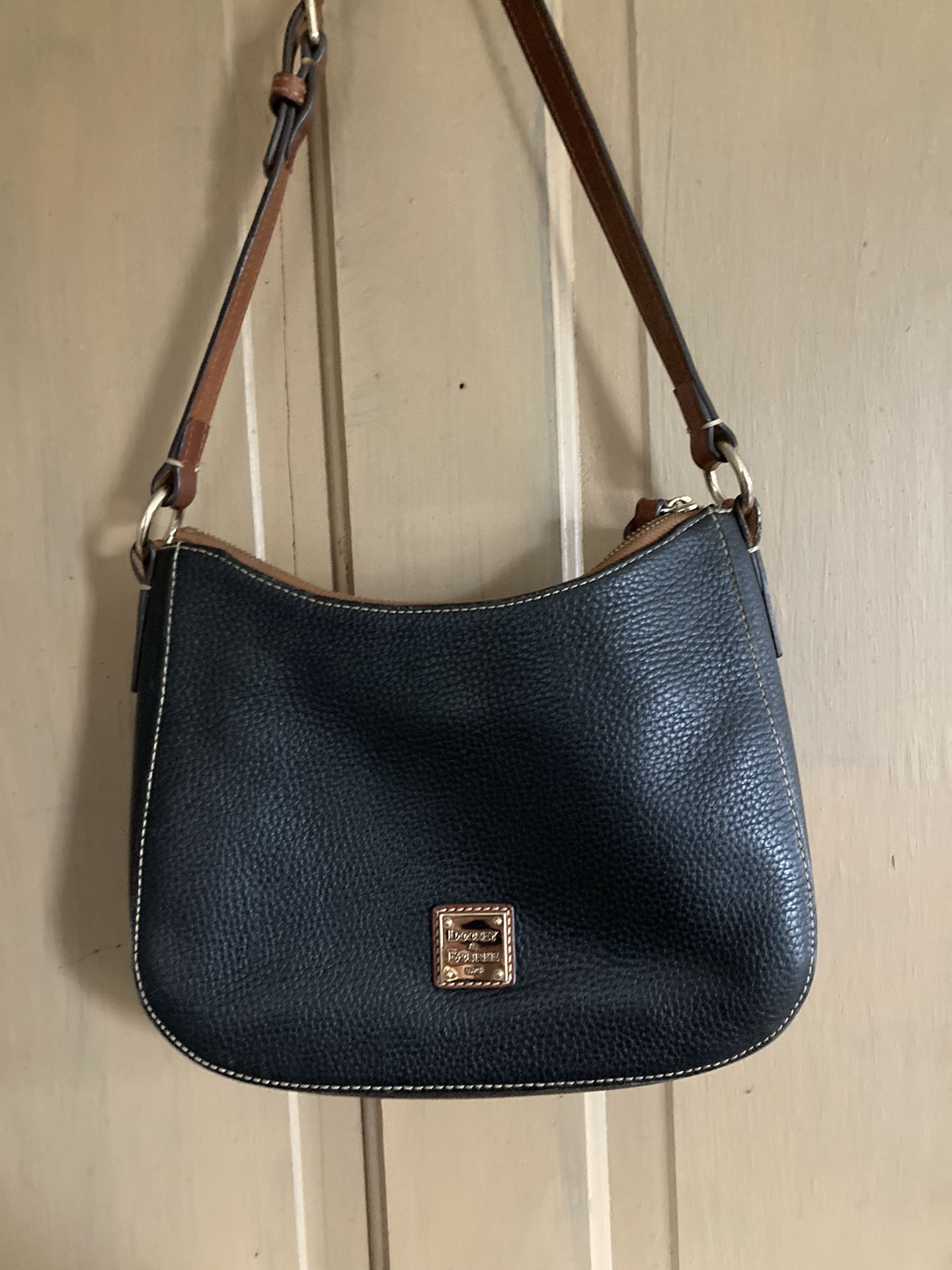 Dooney&Bourke, Pebble Grain Small Kiley Hobo