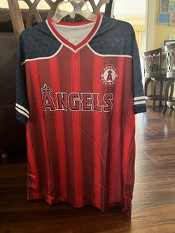 2 Angel Jerseys XL