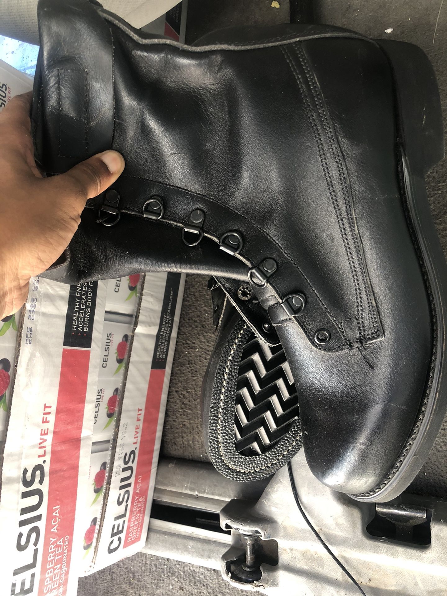 Moving weekend - men’s military boots