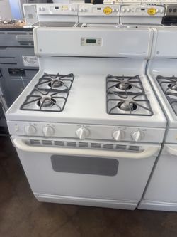 USED GE GAS STOVE