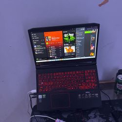 ACER NITRO 5 GAMING LAPTOP