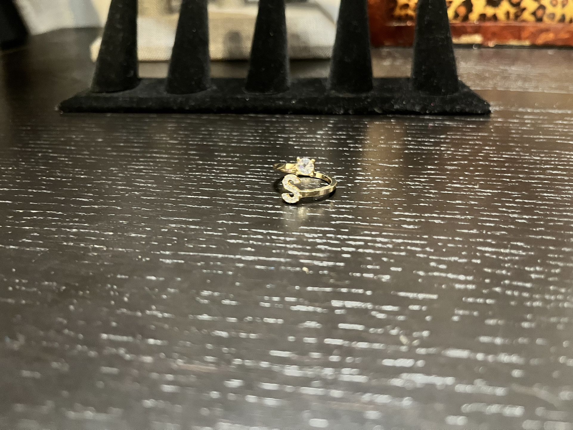 New! Ladies Fashion Ring