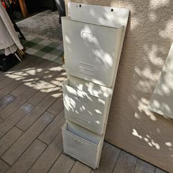 3-tier wall-mounted metal magazine rack in a white finish