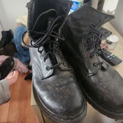 Dr Martin Black. Floral Print 8