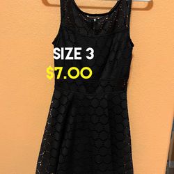 Women’s Dress Size 3 For Sale In San Benito 