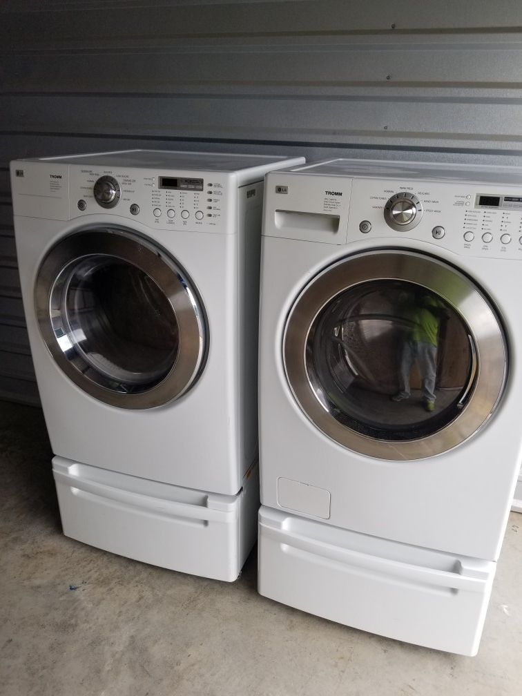 LG WASHER AND DRYER WITH PEDESTALS (GREAT CONDITION!!!!) for Sale in Douglasville, GA OfferUp