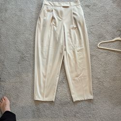 Ann Taylor factory White/Creme dress Pants Size 10