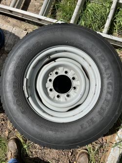 Ford Econoline Wheels & Tires