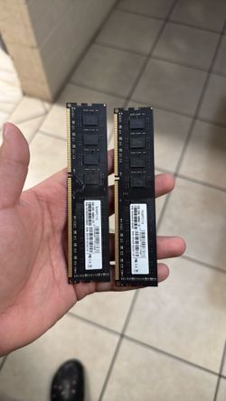 2 Sticks Of DDR3 Ram