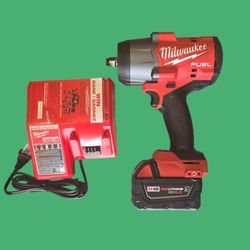 Milwaukee M18 High Torque Impact Wrench With Battery And Charger 