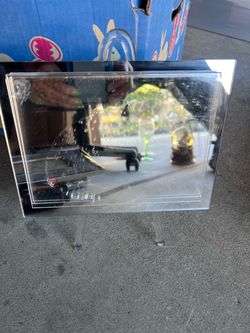 Pictures frame