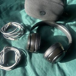 Beats Solo 4