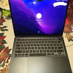 Macbook Air M2 chip 2022