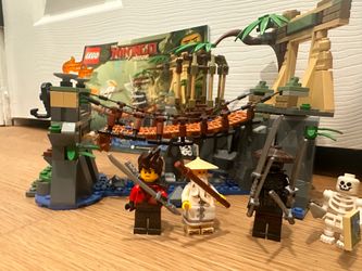 Ninjago Master Falls