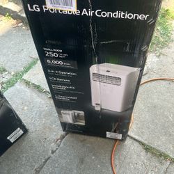 LG 6000 BTU Portable Air Conditioner