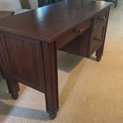Pottery Barn Kids Desk (TOMS STORAGE DESK)