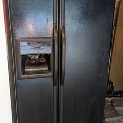 Refrigerator Kenmore coldspot