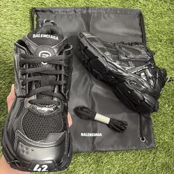 Balenciaga runner