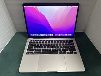 MacBook Pro M2 - Super fast - 8gb Ram - 256 Gb SSD - 90 Days Warranty