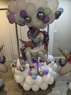 Rotating Balloon Art