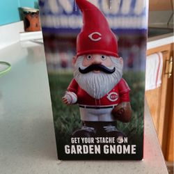 Reds  Garden Gnome