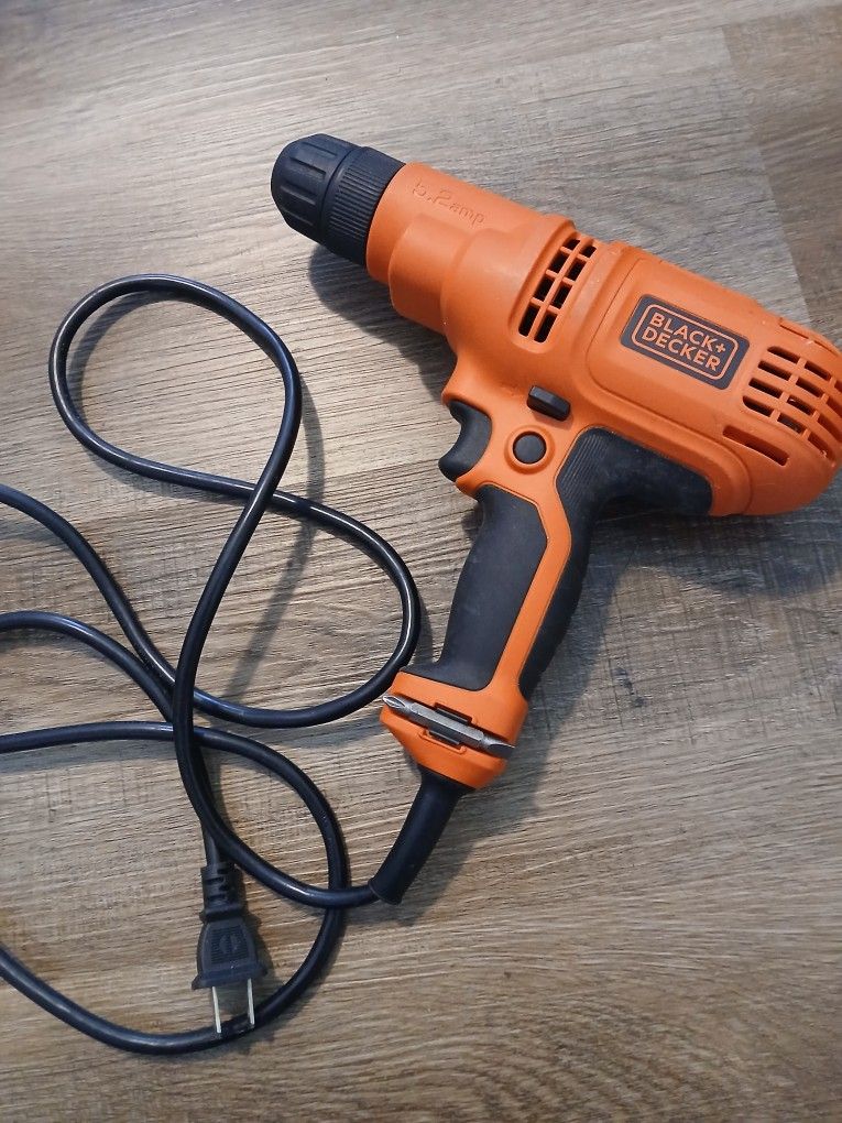 Black+Decker 5.2amp Drill