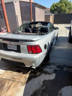 2002 Ford Mustang