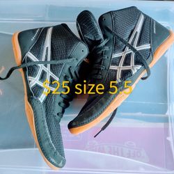 Wrestling Shoes