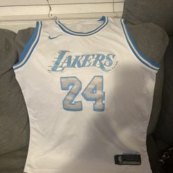 Lakers Jersey