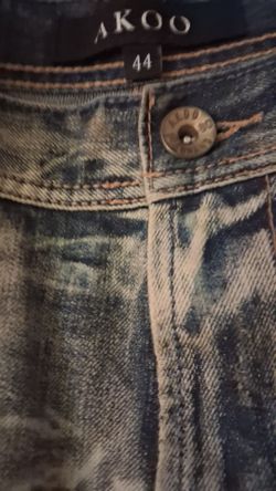 AKOO AND CRYSP DENIM JEANS LIKE NEW!