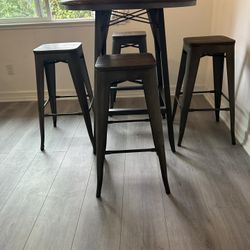 Pub Style Table With 4 Stools
