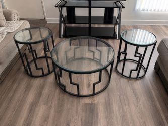 ✨ Set of 3 Coffee Tables – $50 ✨