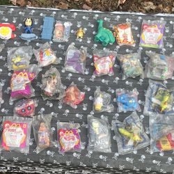Vintage Happy Meal Toys Lot 90s–00s McDonald’s BK Wendy’s DQ Sealed and Unsealed. Includes Pokémon Keychain Toy - 47 Items Total