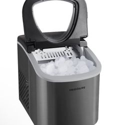 New Frigidaire 26 lbs/Day Capacity Countertop Ice Maker, Compact Portable Design