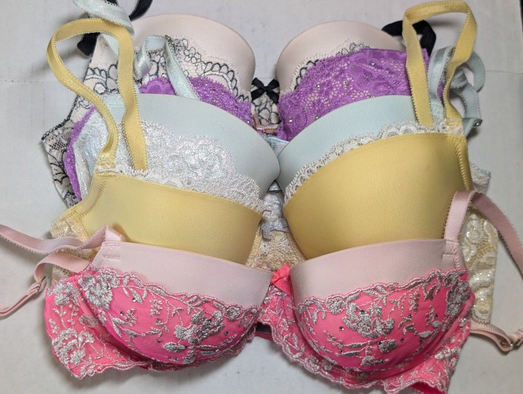 Victoria's Secret Dream Angels Bras - 32C