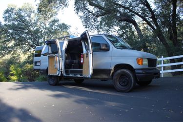Van Conversion, 2006 Ford E350 Econoline XLT Super Duty