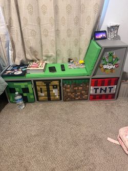 Minecraft bench with storage