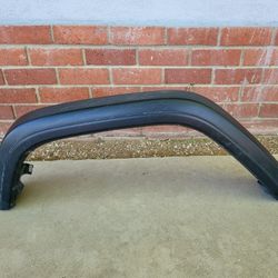 2018 - 2025 Jeep Wrangler Wheel Molding Flare Oem Passenger Side 