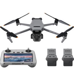 DJI Mavic  Pro 3 Fly Combo 