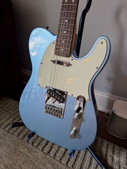 Squier Fender Special Run (FSR) Bullet electric guitar in lake placid blue