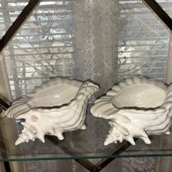 Ceramic Seashell Bowls - Set of 2 - Beautiful Coastal Decor!