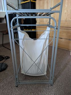 Laundry basket 🧺